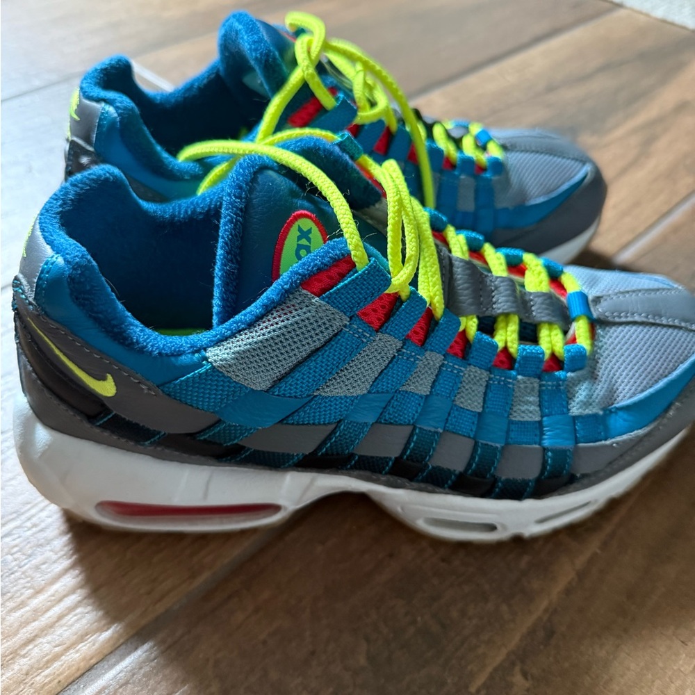 Nike Blue and Gray Sneakers with Cushioned Midsole